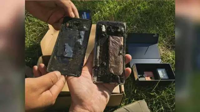 三星Note7炸机机主：我觉得我是个傻子(组图)