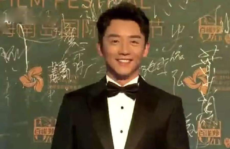 郑凯主持海南电影节！语不惊人死不休？同生日朱一龙遭遇猪队友？