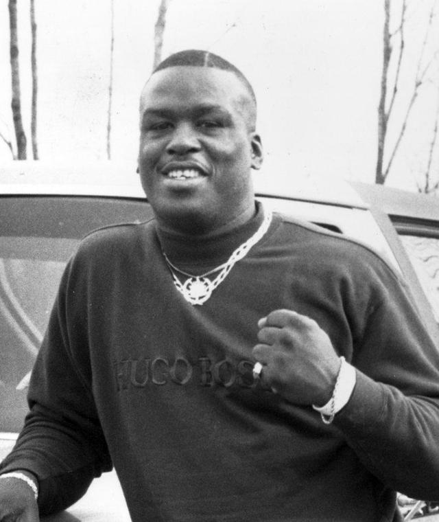 58岁道格拉斯回忆史上最大冷门:母亲的死亡激