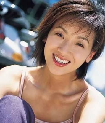 别再割眼皮了！单眼皮要比双眼皮好看100倍！