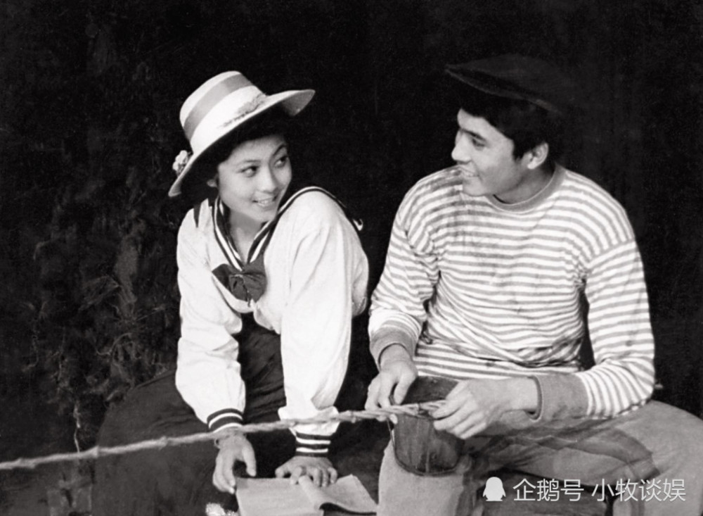 落魄时靠妻子养家，成名后照顾病妻30年不离不弃，今无子成遗憾