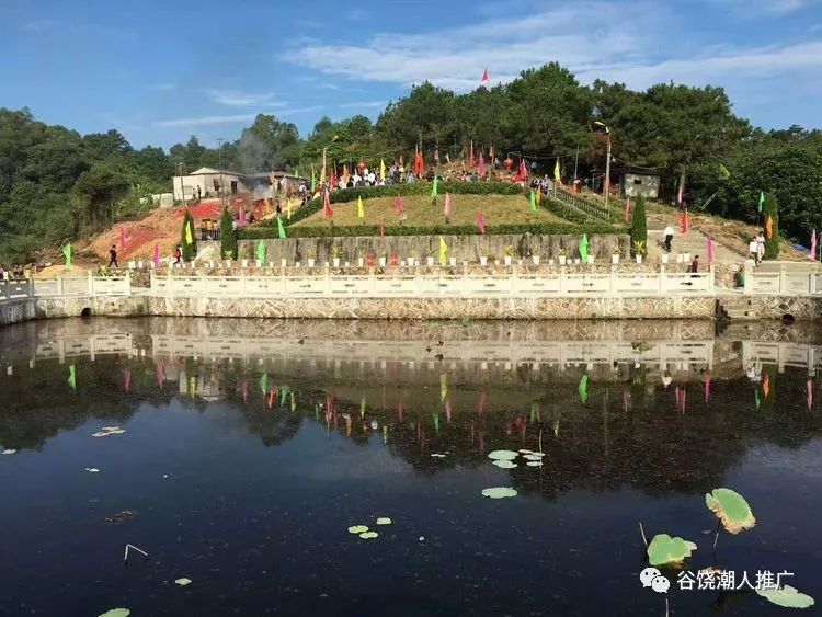 潮汕莲花山江夏黄公墓为潮汕四大名地之一