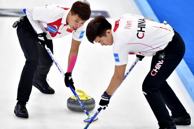 冰壶精英赛中国男队力挫瑞典杨莹队负加拿大无缘四强