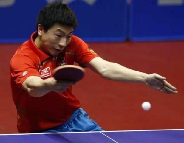 马龙横板反手拨球练习示范分析 Gif动图示范『