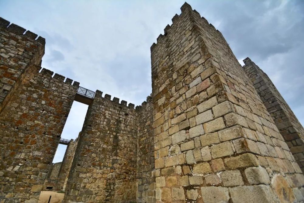 在西班牙古城,跨越大洲感知印加帝国消亡史!