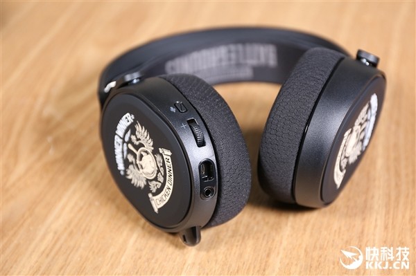 《绝地求生》定制!赛睿arctis 5 pubg耳机图赏