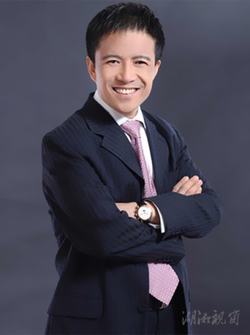 红太阳演艺集团董事长施杰:感恩时代(图)