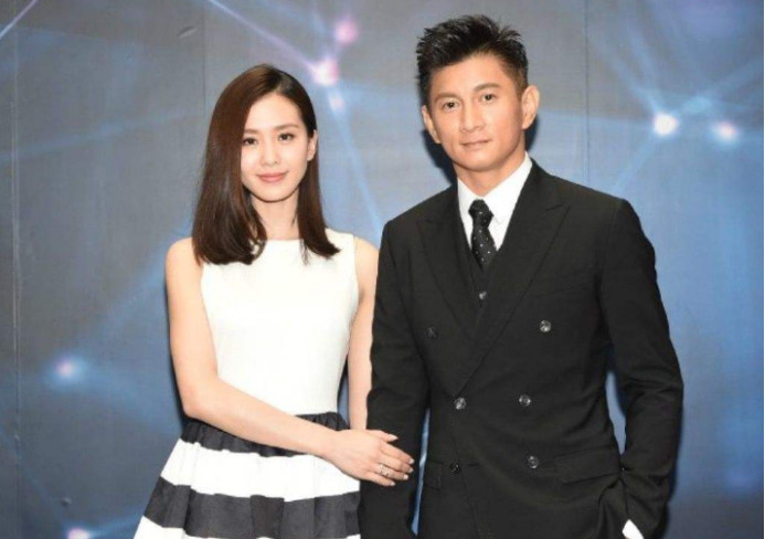 台媒称吴奇隆妈妈证实刘诗诗已怀孕5个月,定居