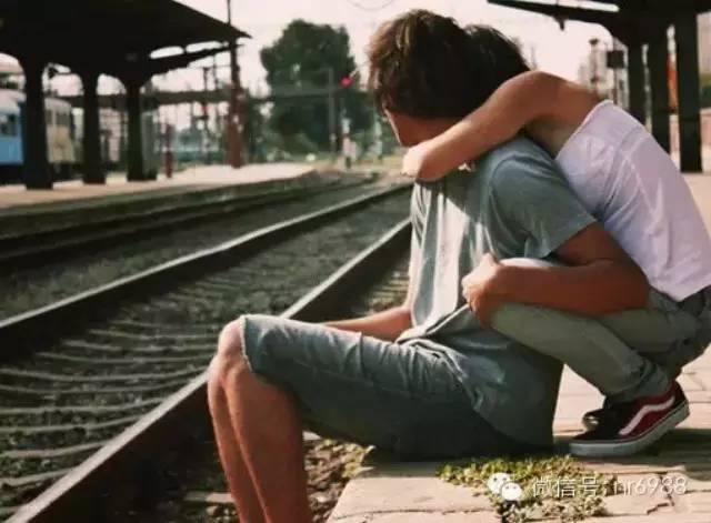 女人别傻了,这才是真正心疼你的人!