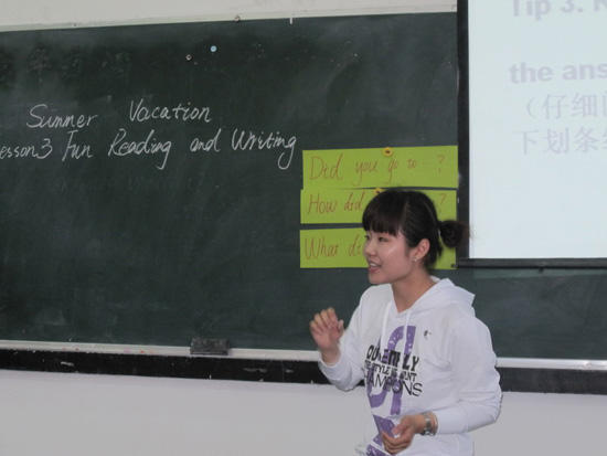 代课教师转正无望,其实还有三条最现实的