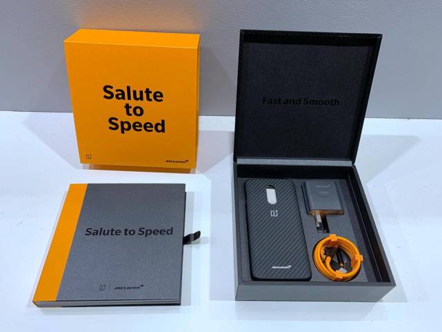 一加6T迈凯伦定制版体验:外观抢眼手感出色