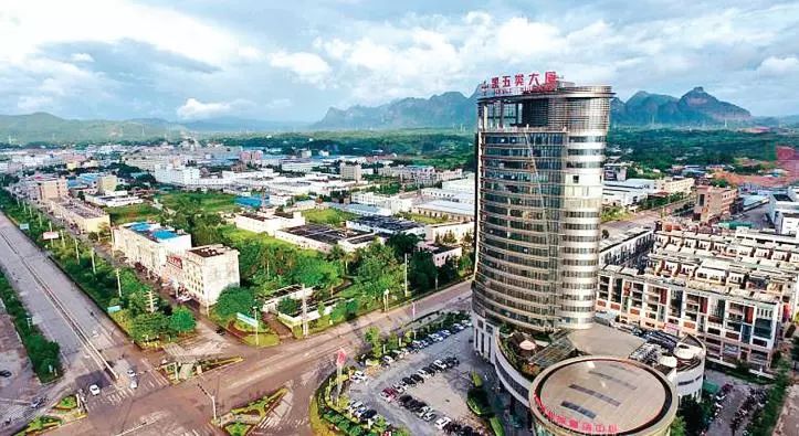 容县GDP_容县高中(3)