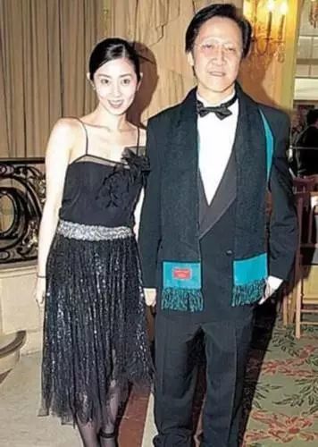 传奇大亨向华强70岁大寿,引发多少香江旧事回