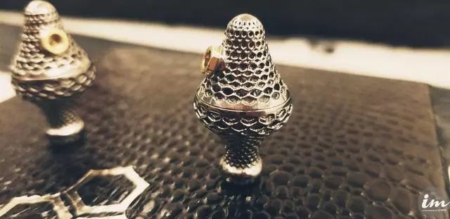 钛金属耳机:动圈塞皇Final LAB II