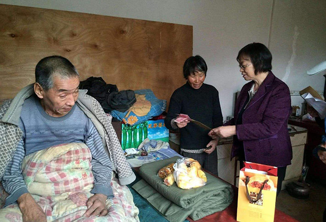 农业人口60岁后可享受_60岁生日蛋糕图片(2)