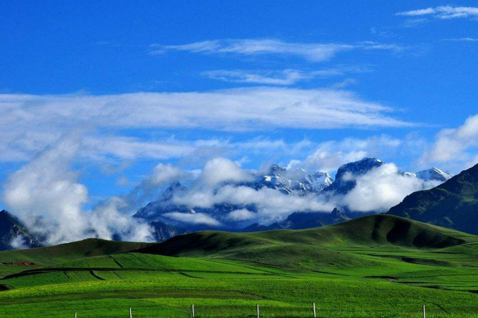 青海人出上联:水泽源流江河湖海!甘肃人用化学