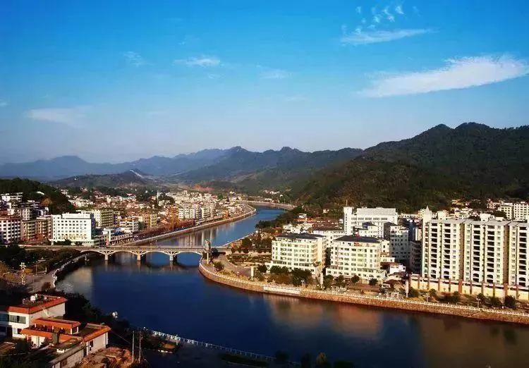 武深高速美食遍地!新春玩转韶关,待遇贯通,温泉德州全线扒鸡美食城图片