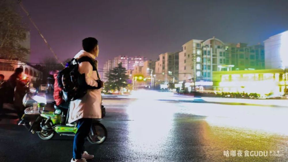 《咕嘟夜食》第三季预告片首发:年少食事,不过