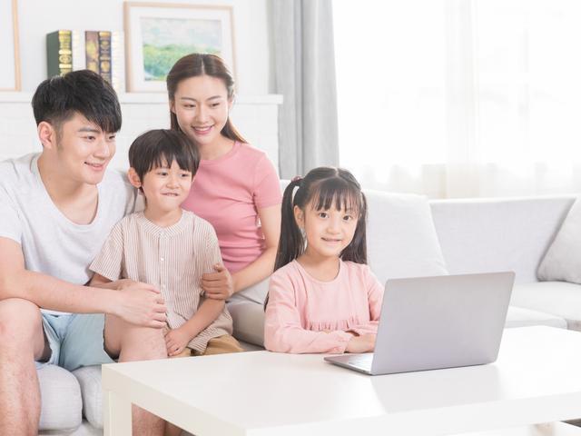 二胎家庭又添三个隐患，二十年后就显现，有个是父母年轻时闯的祸