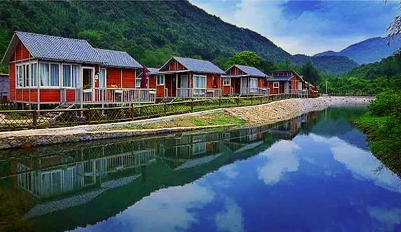 英红镇水头村谢屋村