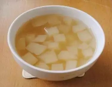 冬天孩子半夜发烧,这些应急办法帮家长轻松应