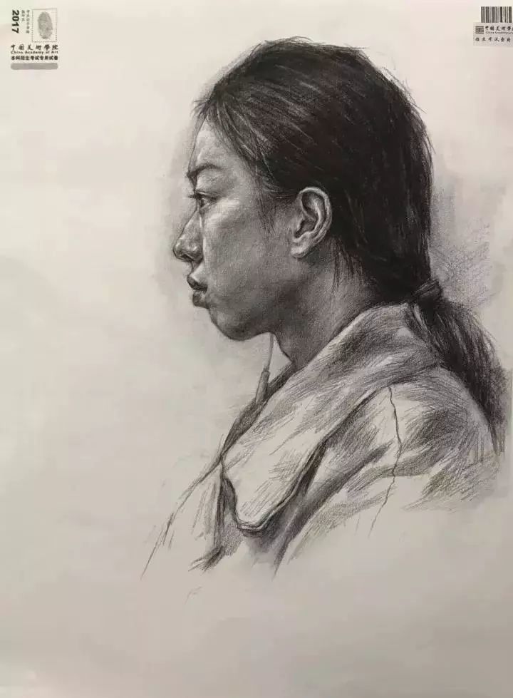 女青年素描头像及半身像范画