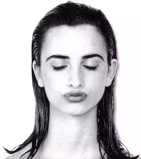 超越莫妮卡的地母感美人,能歌善舞还有天赐顶