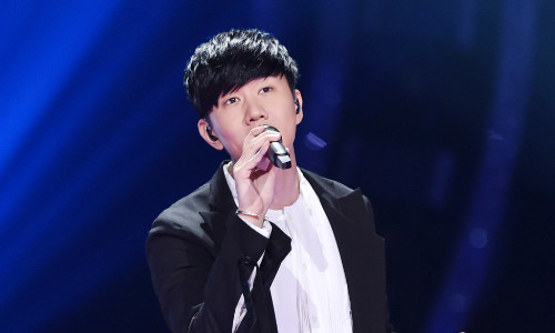 林俊杰为网恋写的一首歌,《不存在的情人》,唱