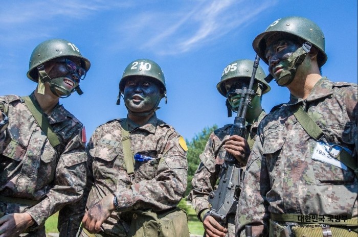 韩国男士人口_韩国男士发型