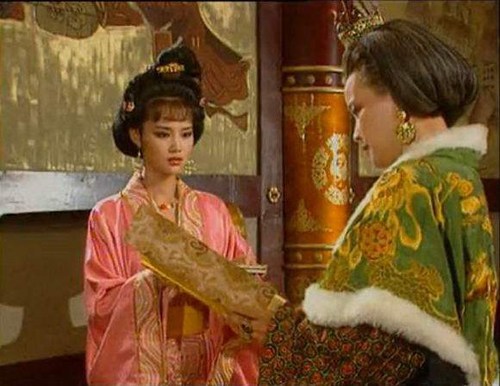 上官婉儿光鲜外表下到底隐藏着什么