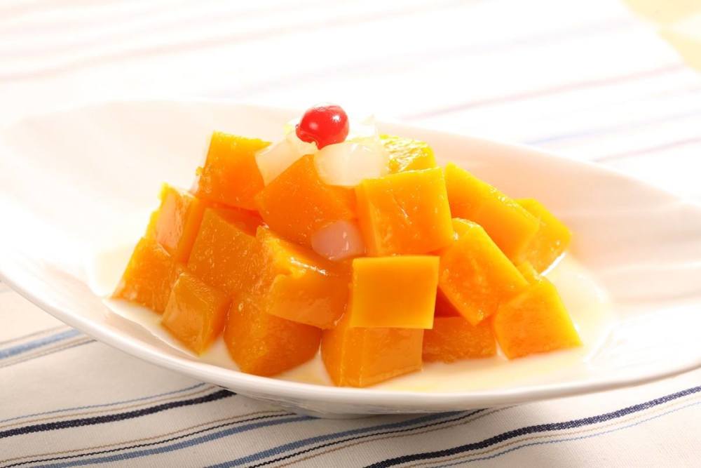 已进入孕后期的准妈妈要管好自己,饮食要清淡