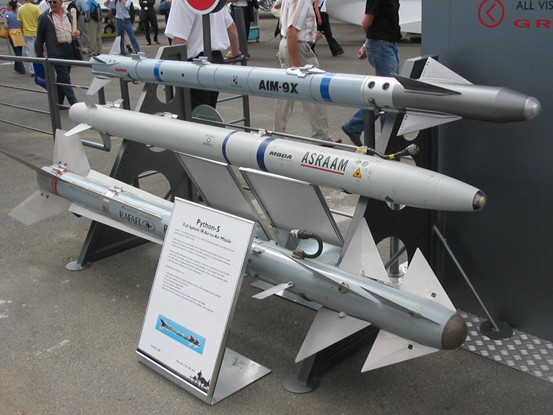 资料图：AIM-9X的设计取向更着重于射程而不是速度