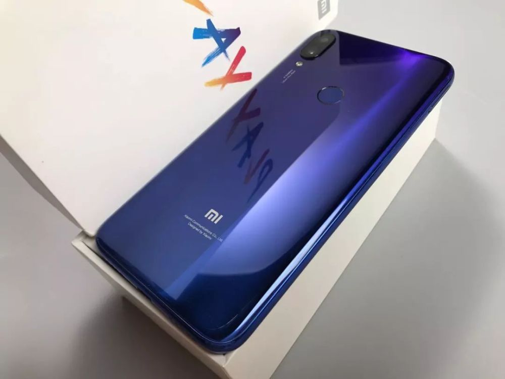 小米Play上手体验:颜值高+售价良心,入门机首选