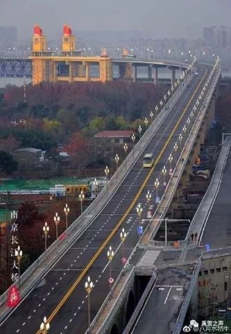 上个世纪60年代中国经济总量_上个世纪20年代中国(2)