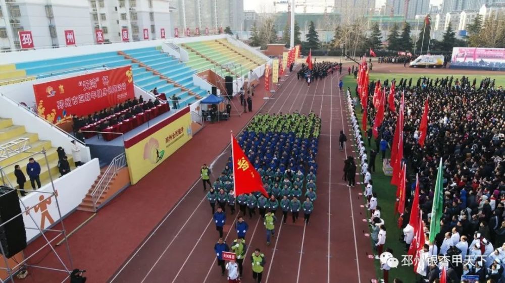二,交通管制范围: 明德中学田径运动场(起点)---明德学校南门---银杏