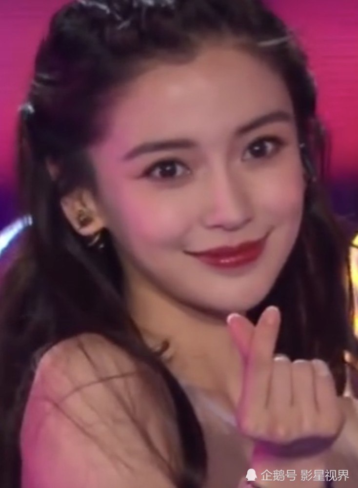 杨颖唱歌跑调被狂嘲,结果她一句话就让网友消