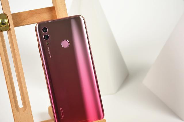 客观评价荣耀10青春版,作为主力机有哪些优缺