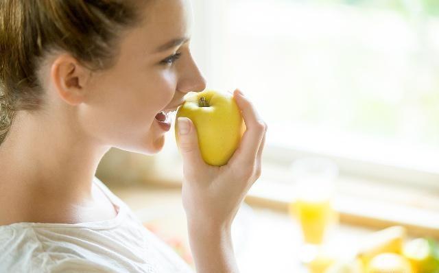 早上空腹吃此物,可以养容美颜,祛除雀斑,爱美