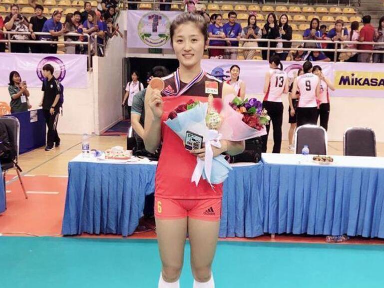 辽宁女排打不上球的孙海平 租借天津会是她的