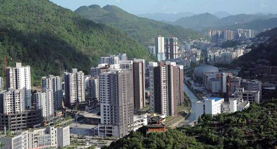 重庆最狭长的县城,南北长度约10公里,东西宽度