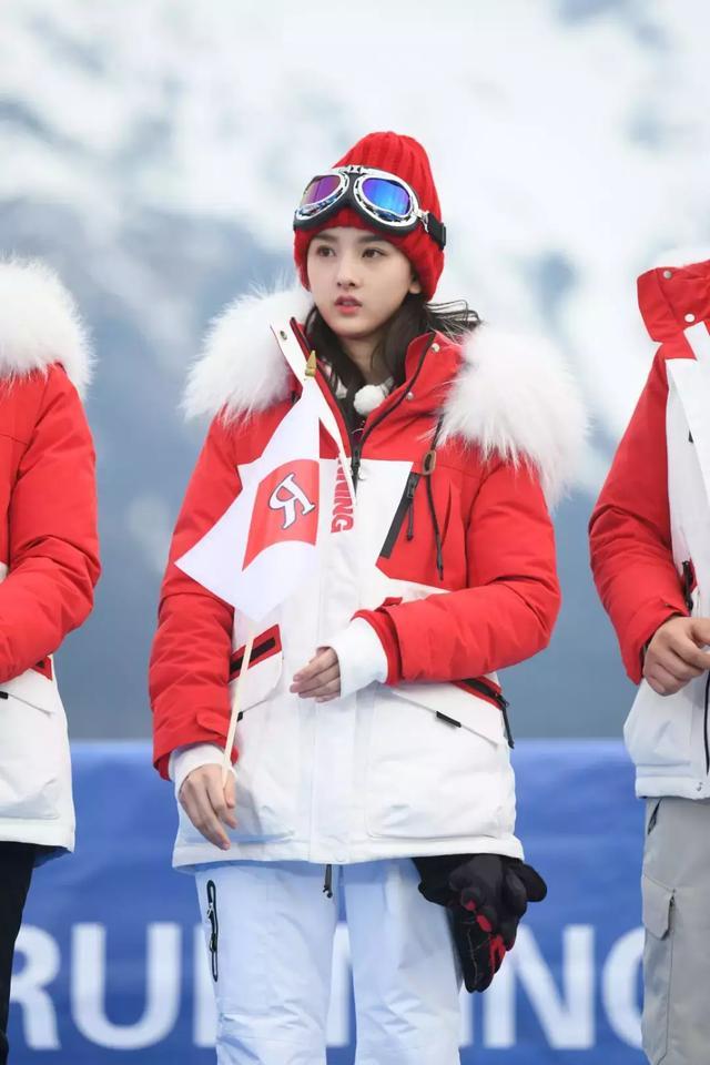 大制作剧集女一号,解锁16家时尚封面,18年宋祖