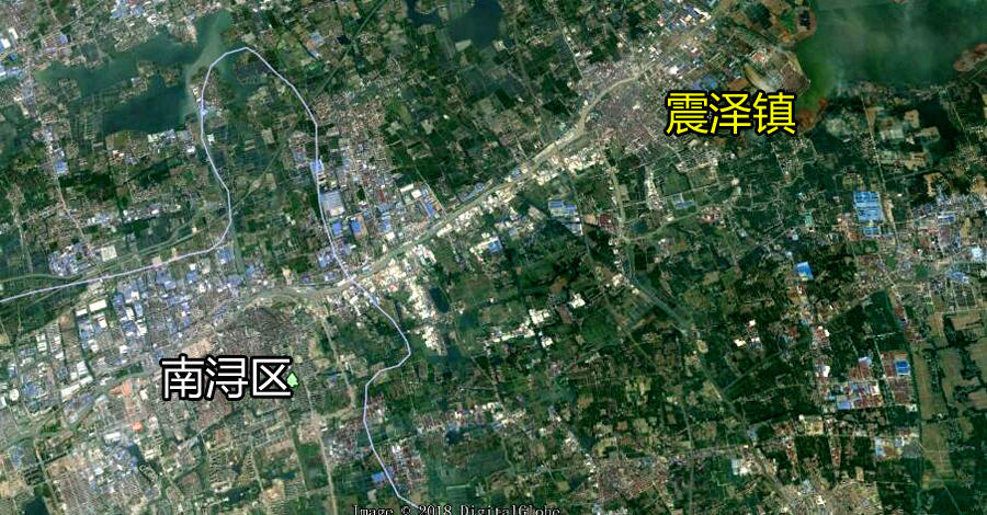 江苏苏州吴江区一个大镇,古代曾是一个县,紧邻