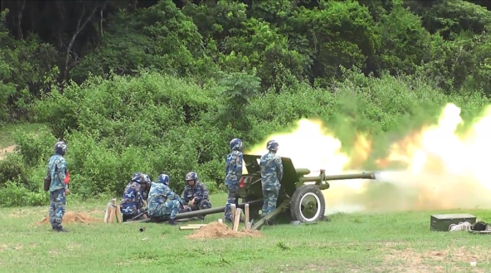 越南海军岸炮战训画面公开 使用的火炮竟是77年前老