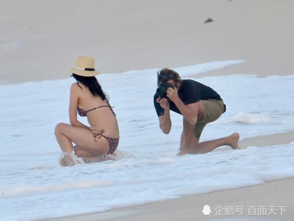 邓文迪又结新欢 海边亲密互动男子引猜测
