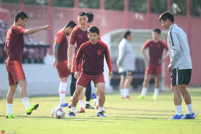 热身赛全勤球员暂时恢复调整 刘奕鸣池忠国获