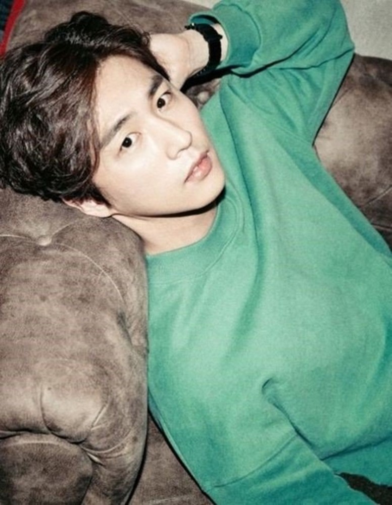 韩星申东旭被96岁亲爷爷告诈骗弃养:将房子送