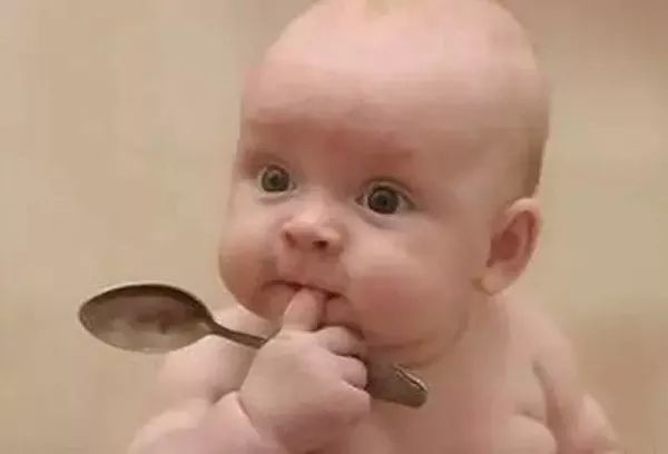 宝宝添加辅食后,是先喝奶还是先吃辅食?别迷糊