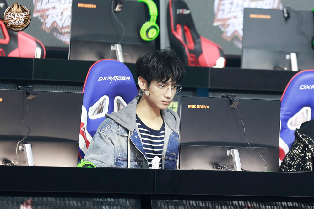 罗云熙《超越吧!英雄》热播 团队集结准备迎战