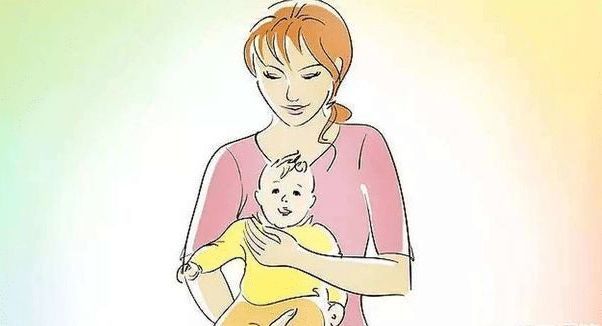 别让错误的抱姿伤害了宝宝的脊椎,怎样抱宝宝