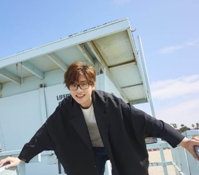 娱乐圈外最红歌手许嵩,对待音乐态度纯粹对待